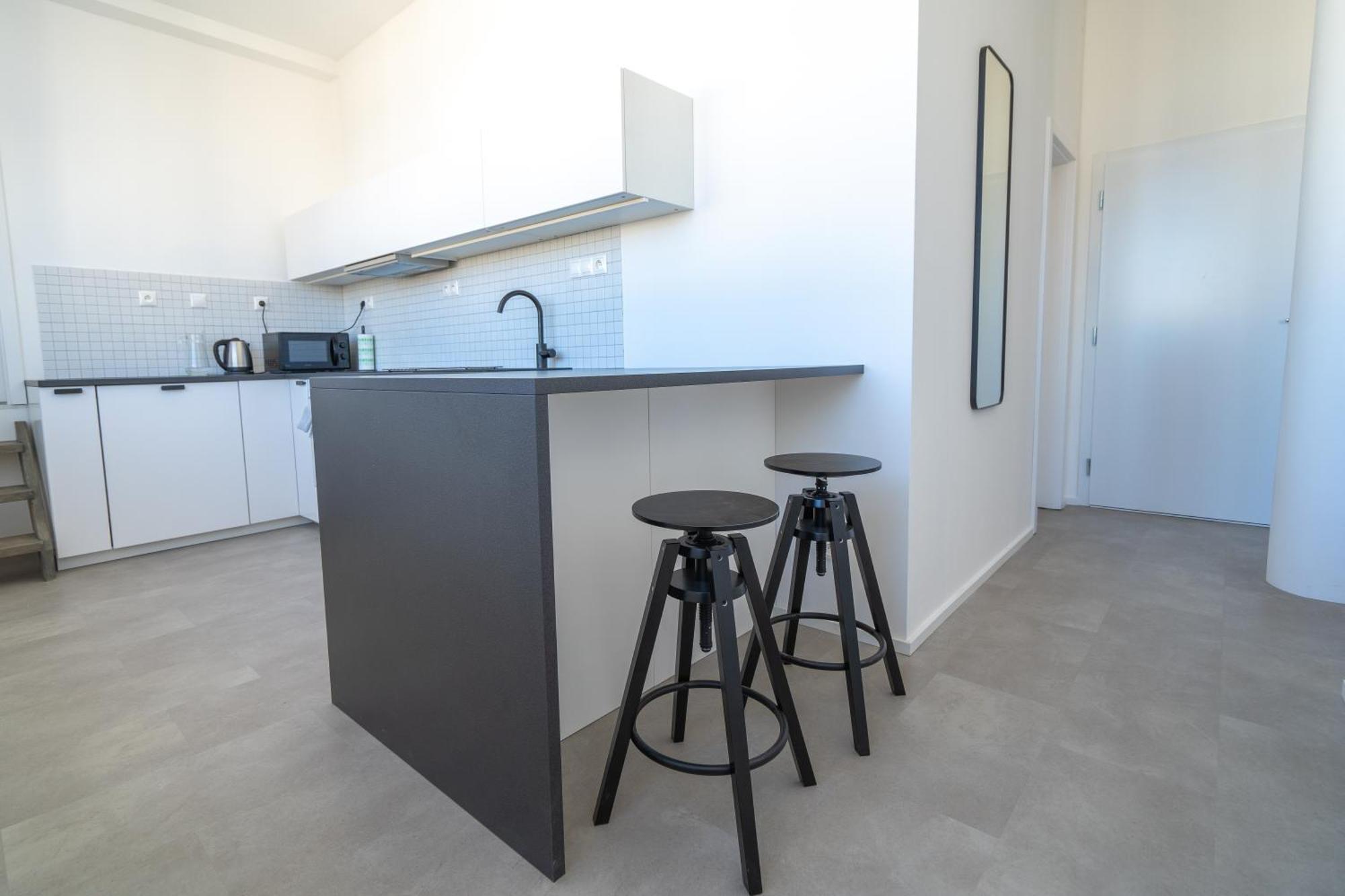 Old Town Apartment Black Bratislava Eksteriør billede